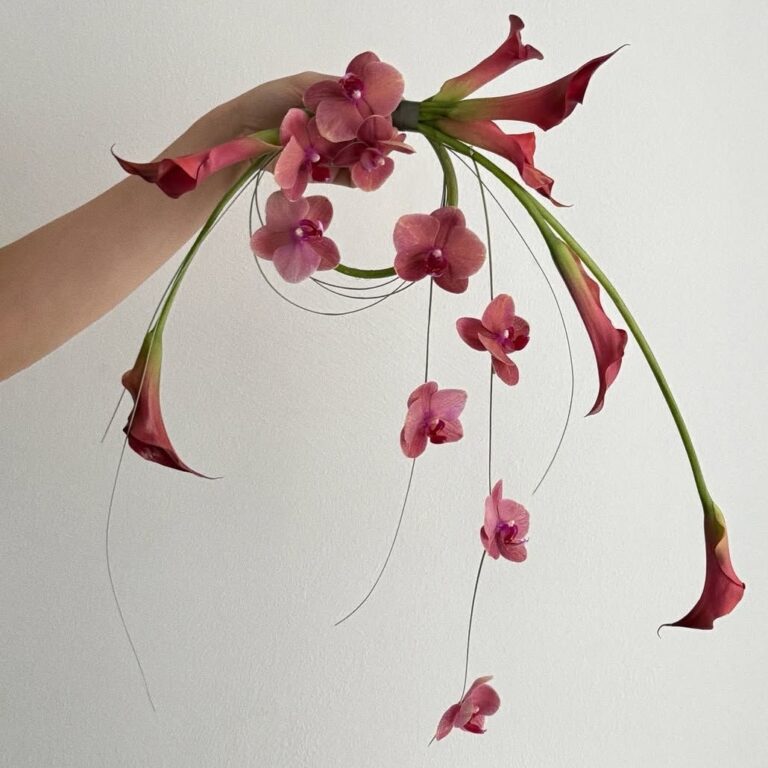 Bó Hoa Calla Orchid Nghệ Thuật – Thiết Kế Bouquet Concept High-Fashion Oh You